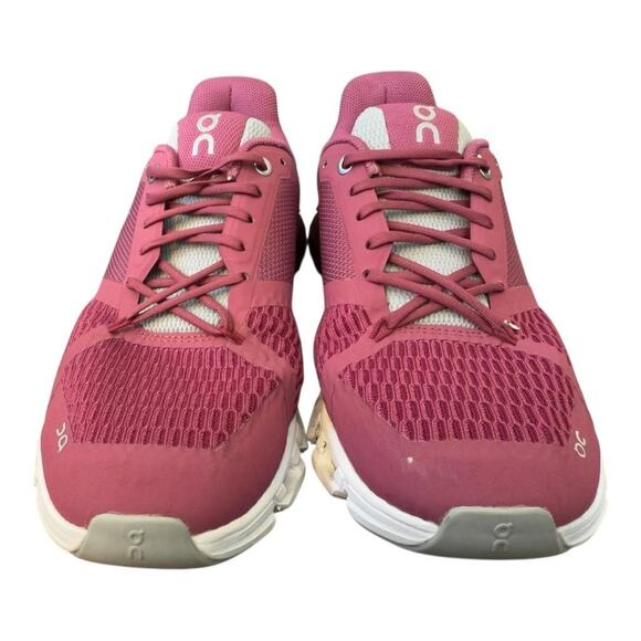 On Cloudflyer Running Shoe Berry Women size 8 - Picture 4 of 9